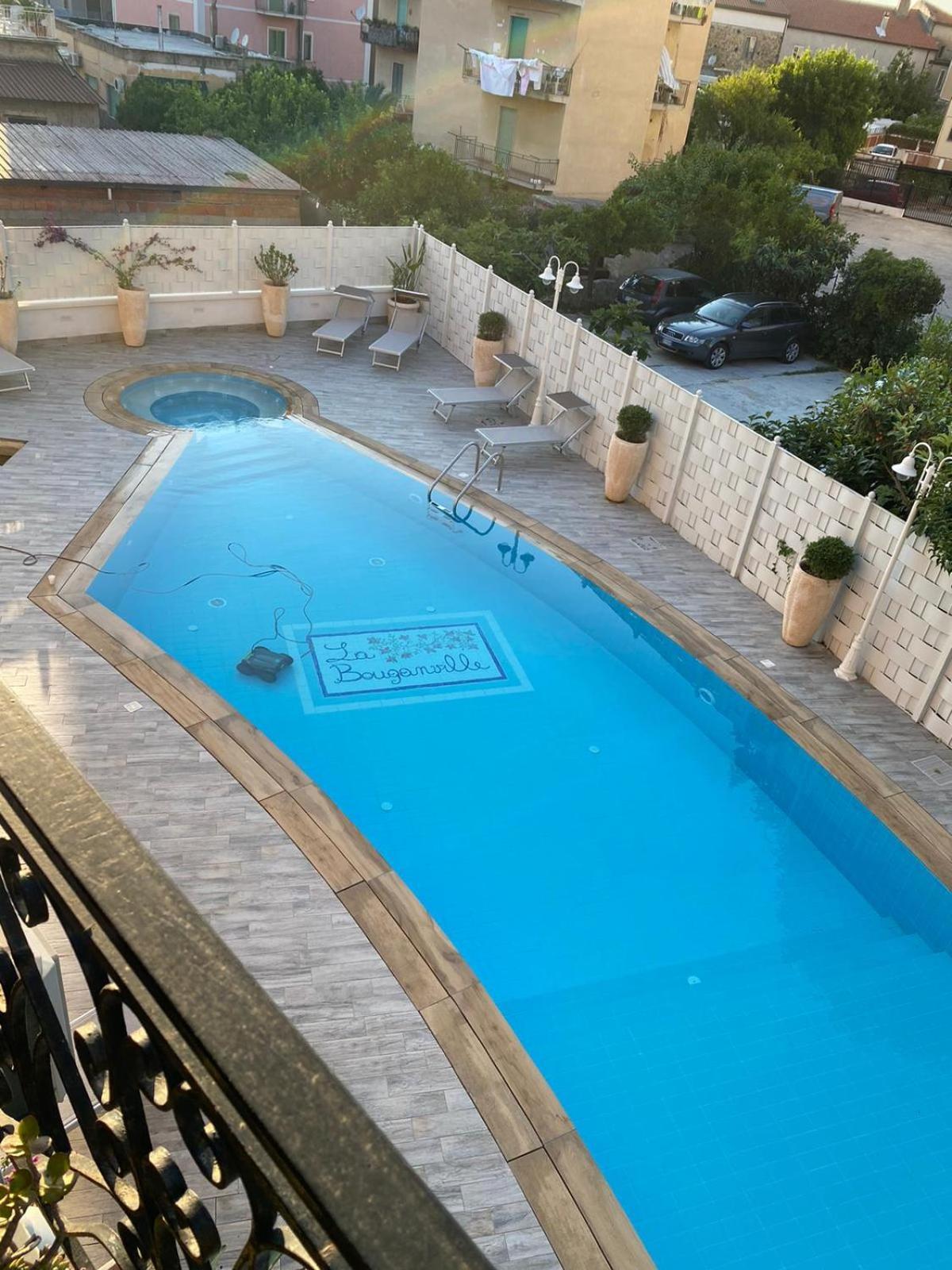 La Bouganville Holiday House 阿格罗波利 外观 照片